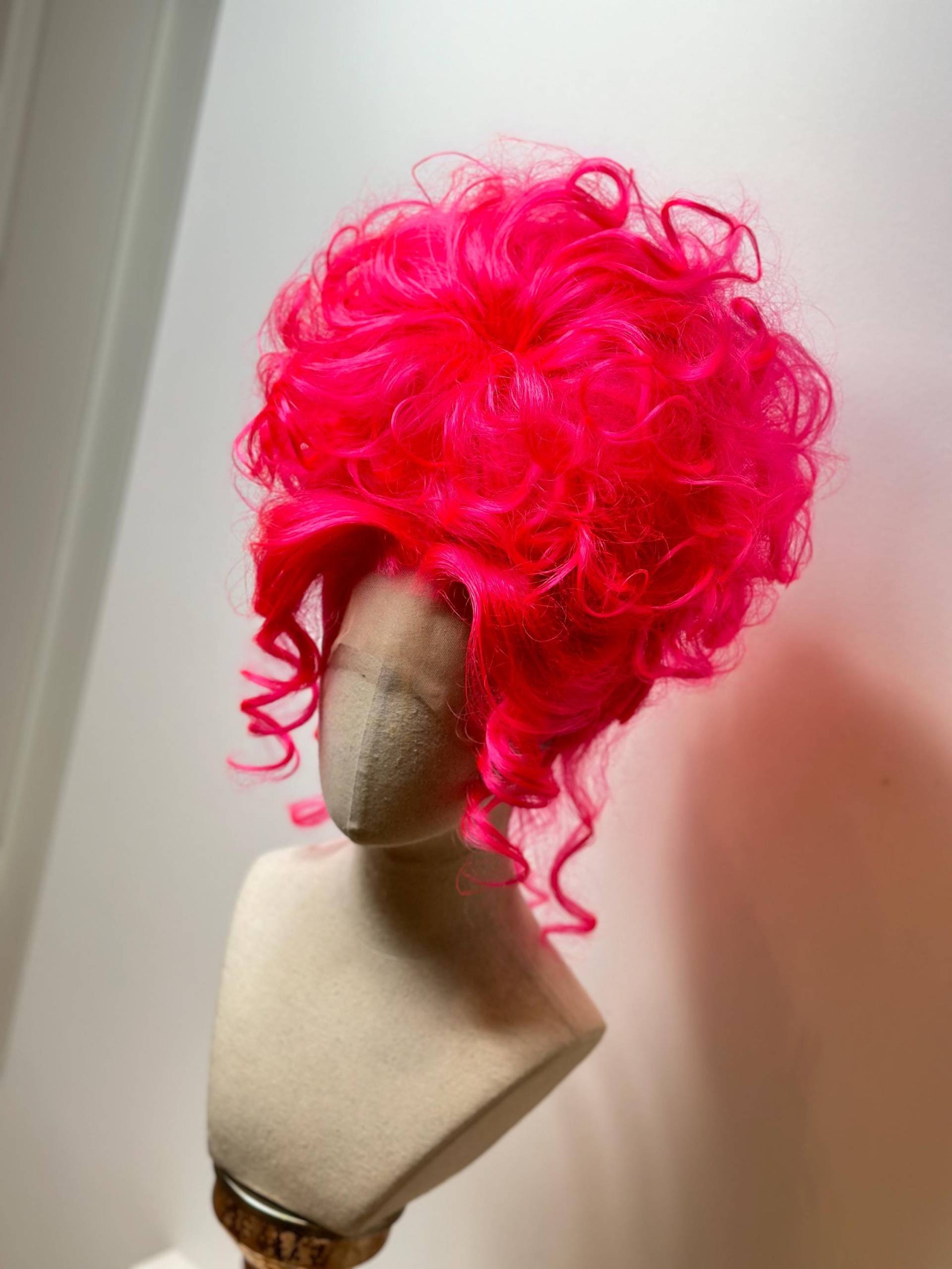 Classy Dolly Updo Hot Pink von Etsy - TheGingHair