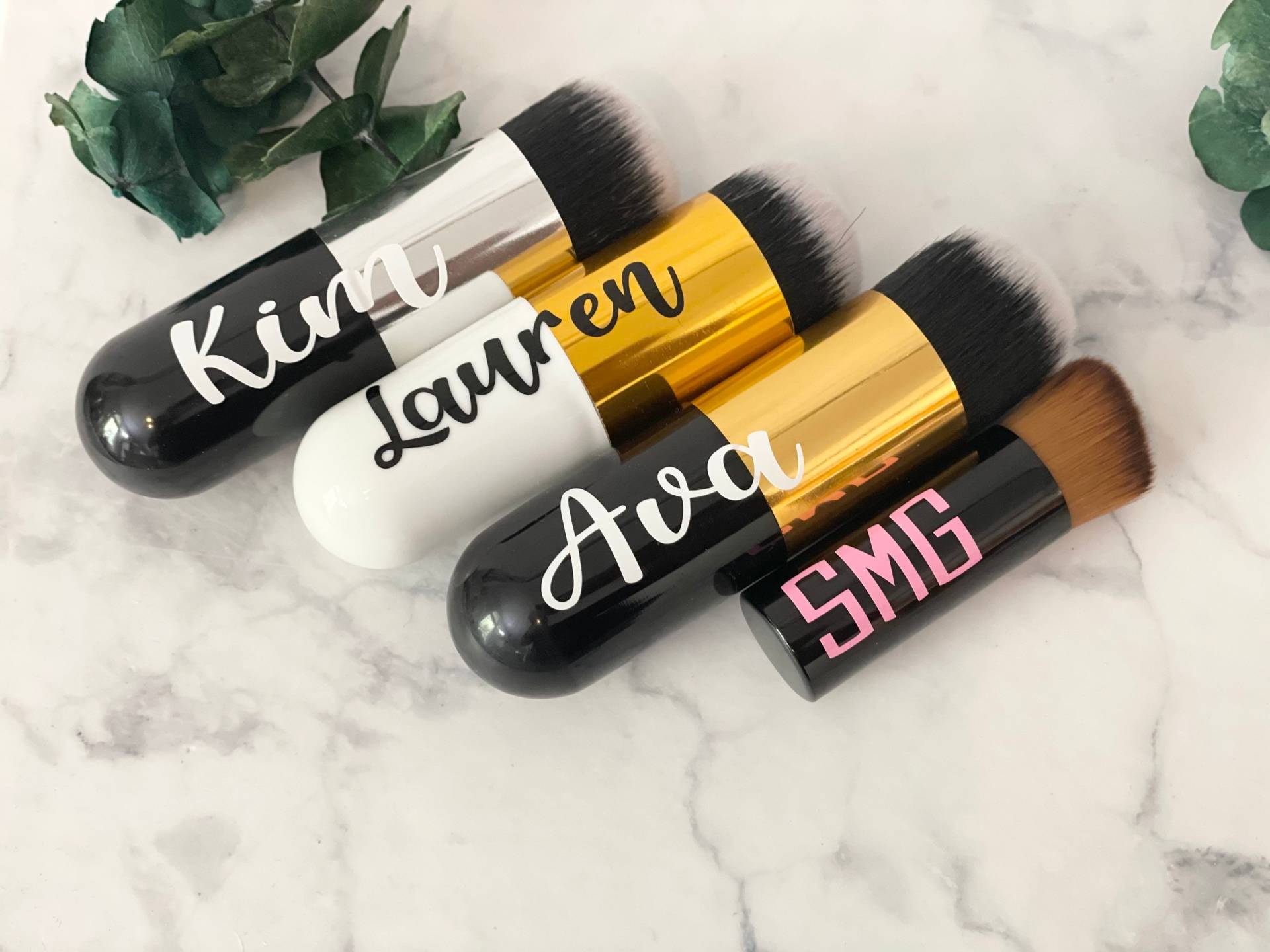 Personalisierte Konturpinsel, Personalisierte Make-Up Pinsel, Übergroße Make-Up-Pinsel, Make-Up-Werkzeuge, Brautjungferngeschenke, Brautparty von Etsy - TheGoldenOar