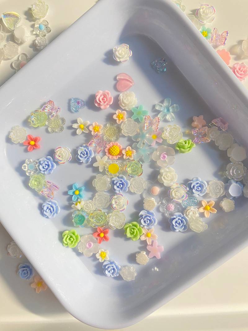 50/100/200 Pcs 3D Nail Decorations, Mix Model, Blumen, Diy Crafts Charms Art von Etsy - Thebestbox66