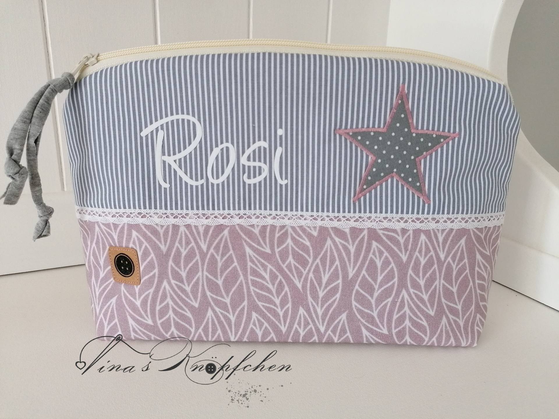 Windeltasche Mit Name/Kulturbeutel/Personalisiertes Geschenk/Geschenk Zur Geburt/Taufgeschenk von Etsy - TinasKnoepfchen