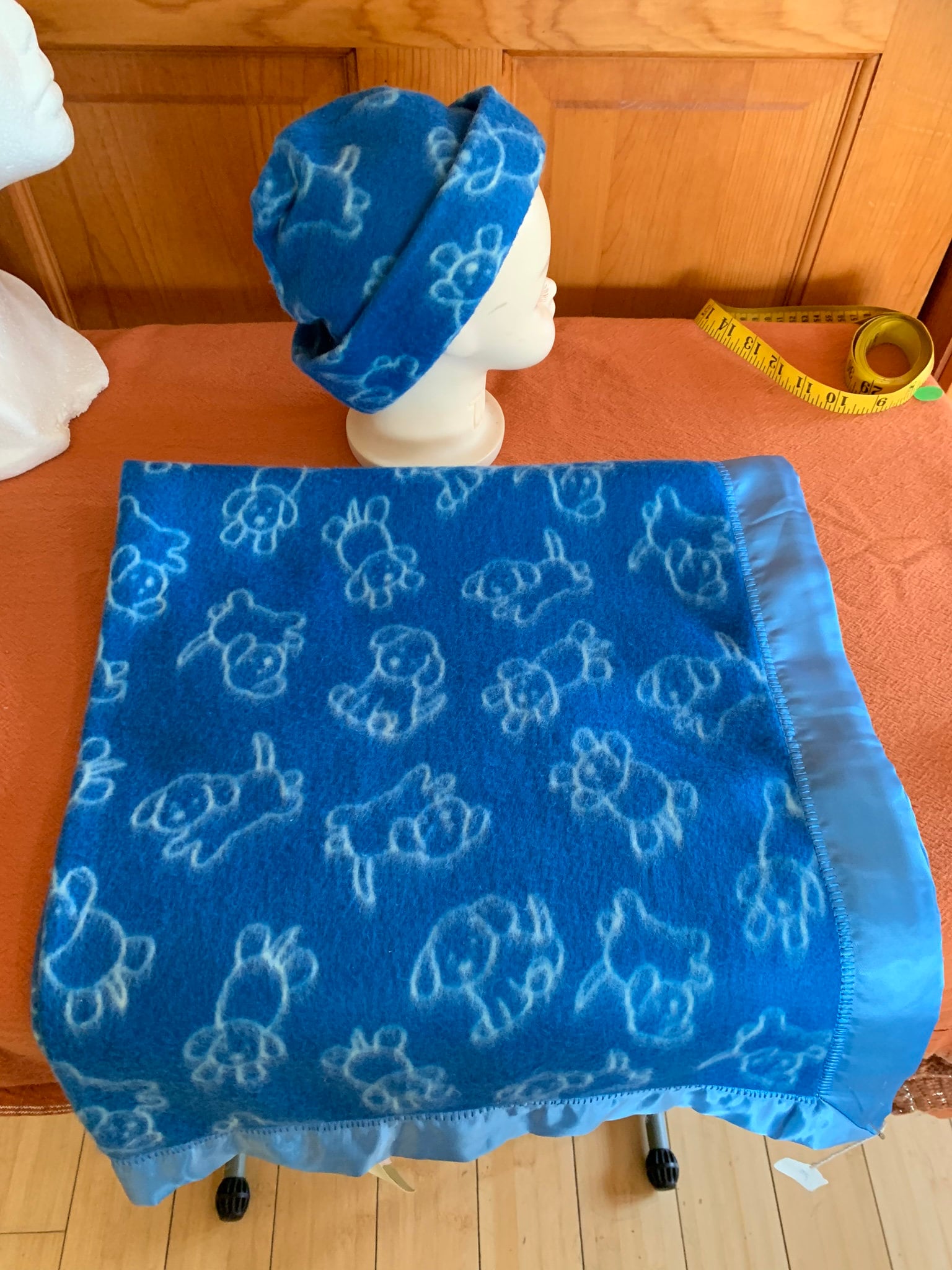 Babydecke Aus Fleece Mit Mütze Babydecke Aus Fleece Mit Mütze von Etsy - TipsyFairie