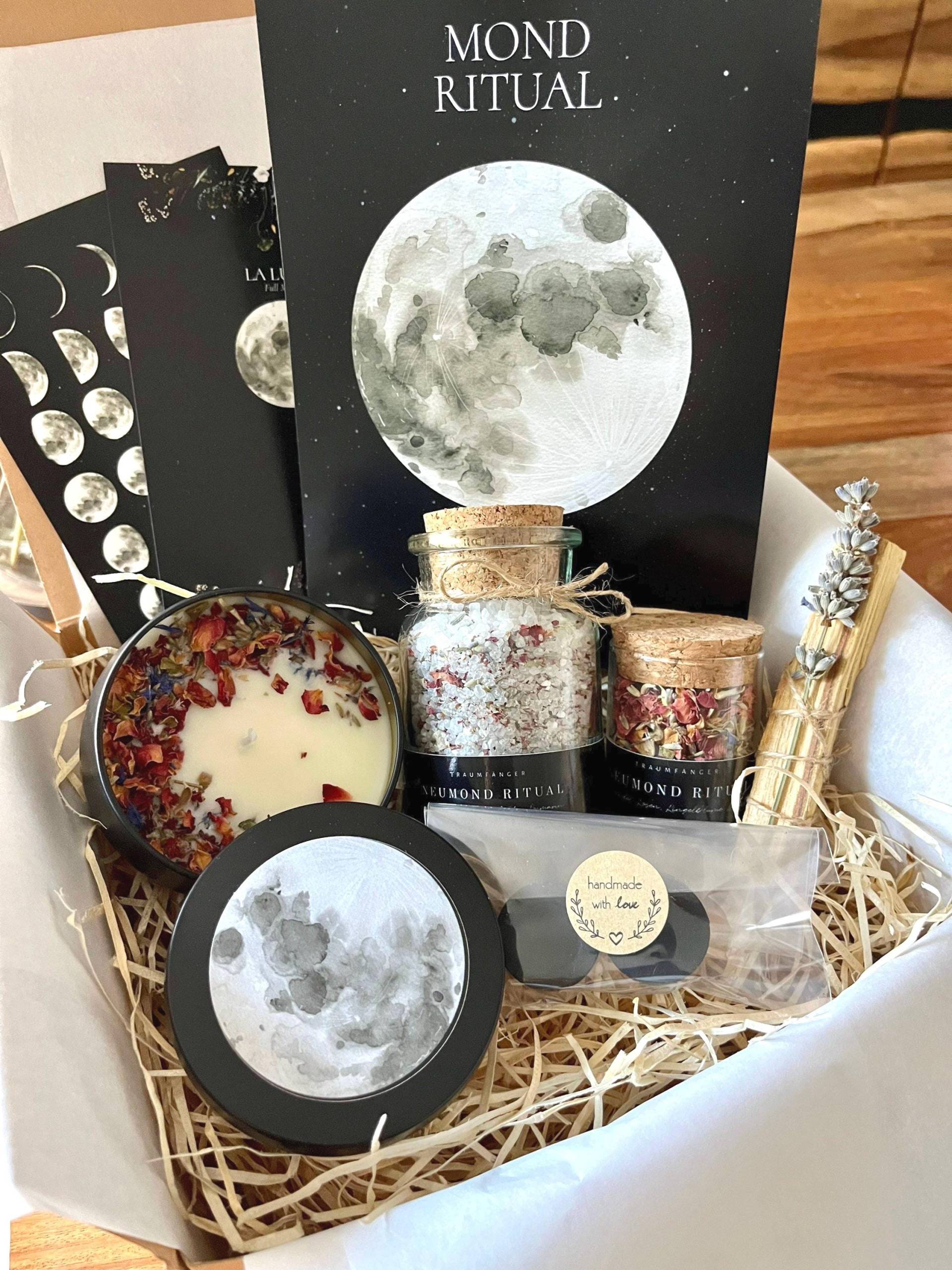 Mond Ritual Geschenk Set | Badesalz Räucherwerk Räuchermischung Relax Box Für Frauen Selfcare Entspannungsbox von Etsy - TraumfaengerLaden