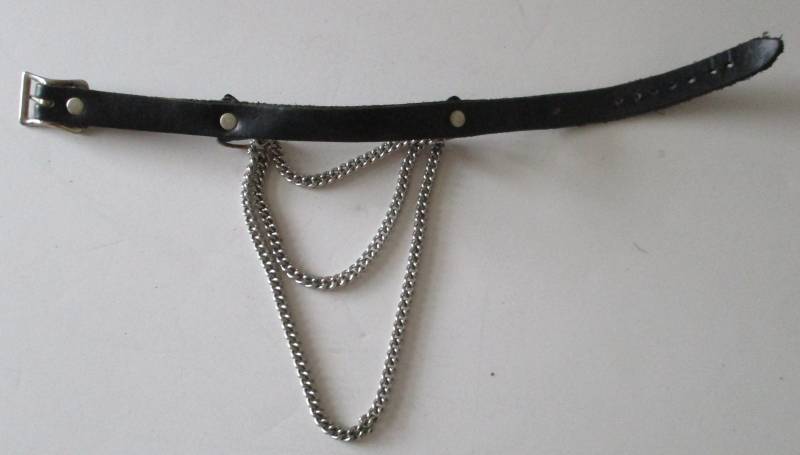 Schwarzes Leder Und Silber Triple Drop Kettenhalsband von Etsy - TreasuresWithEric