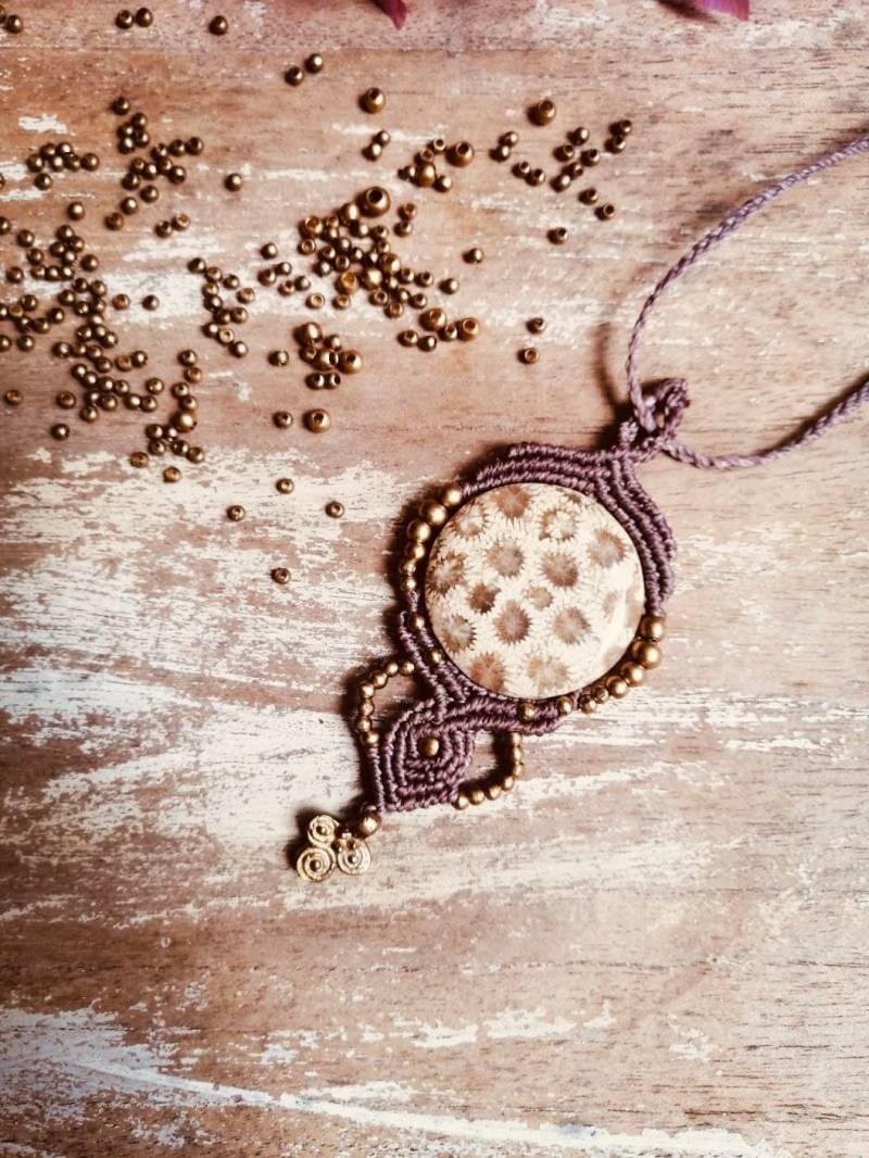 Timeless Millions Of Years Old Galactic Mexican Fossil Macrame Necklace Coral Talisman Jewelry Earthy Power Visionnecklace von Etsy - TribaliGitana