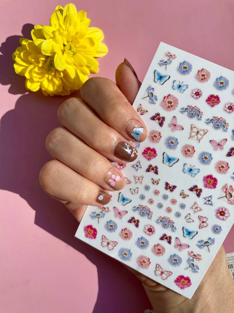 Nagel Aufkleber/Nail Art Rosa Und Blaue Schmetterlinge Blumen Nagelsticker Diy Maniküre Kunstnägel von Etsy - TwistedRealityCrafts