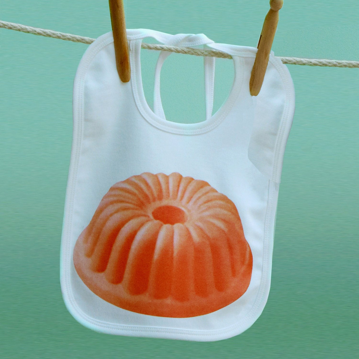 Baby Lätzchen - Blancmange Geschenk Für Neues Baby, Neue Mutter, Neuer Vater Baby Lätzchen - Blancmange Geschenk Für Neues Baby, Neue Mutter, Neuer Vater von Etsy - TwistedTweeLtd