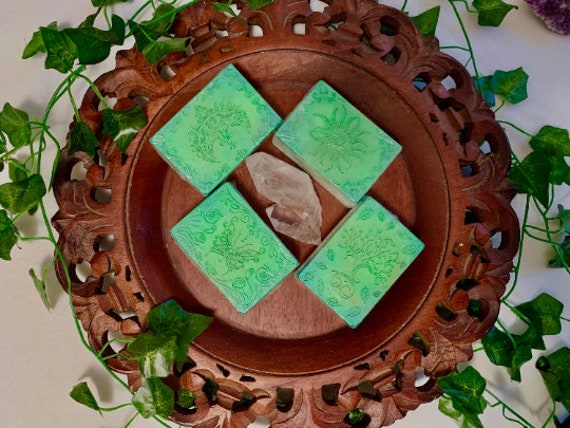 Tarotkarte Doppelte Butter Seife, Sheabutter Mangosamen Butter, Tarot Lesen | Schmetterling, Sonne, Mond, Baum Des Lebens von Etsy - UPWoodlandWitch