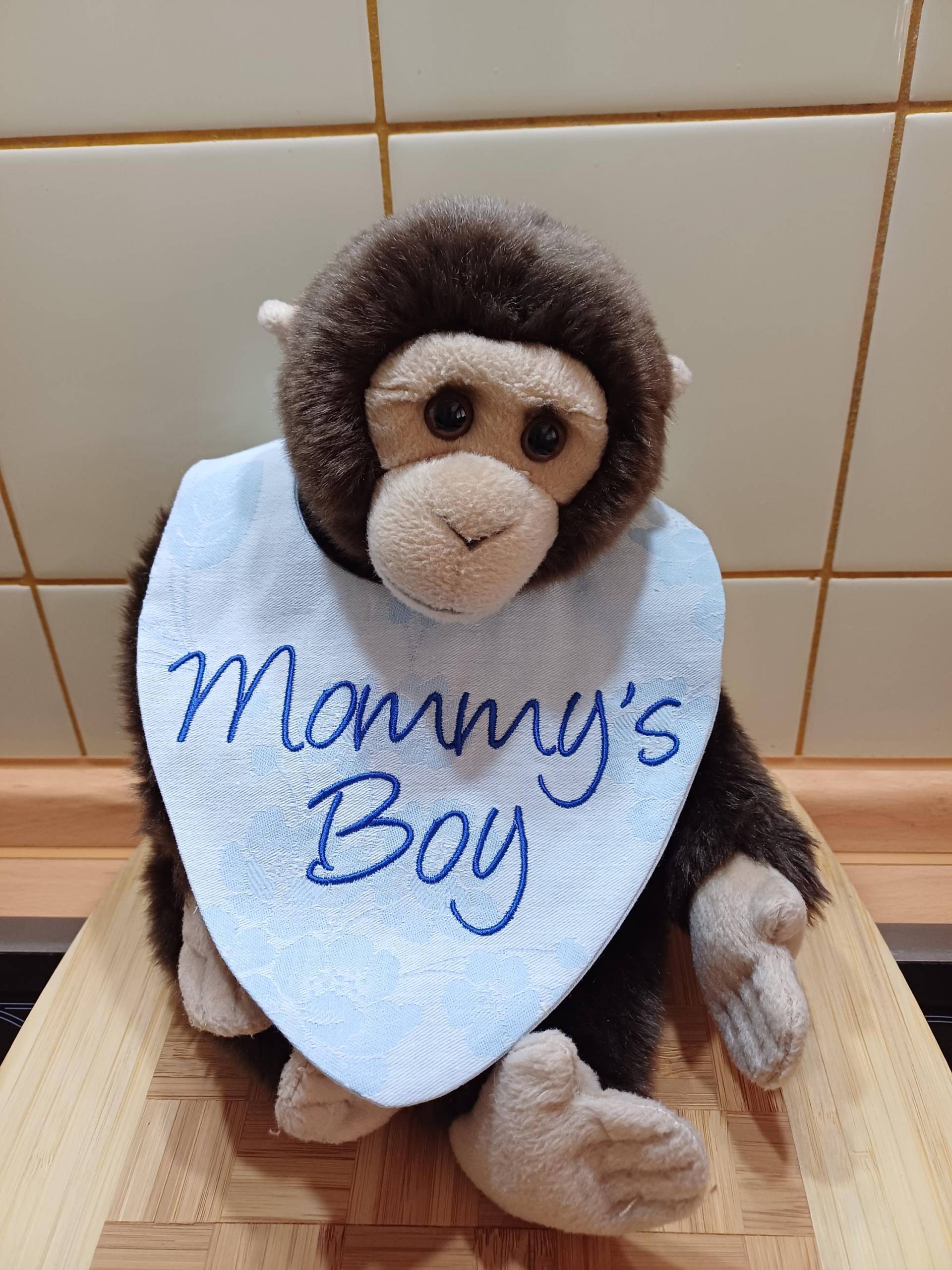 Besticktes Sabberlätzchen/Halstuch Für Babys "Mommy's Boy" - Blau Upcycling Unikat Handarbeit #266 Besticktes Sabberlätzchen/Halstuch Für Babys "Mommy's Boy" - Blau Upcycling Unikat Handarbeit #266 von Etsy - UpcyclingbyPaMue