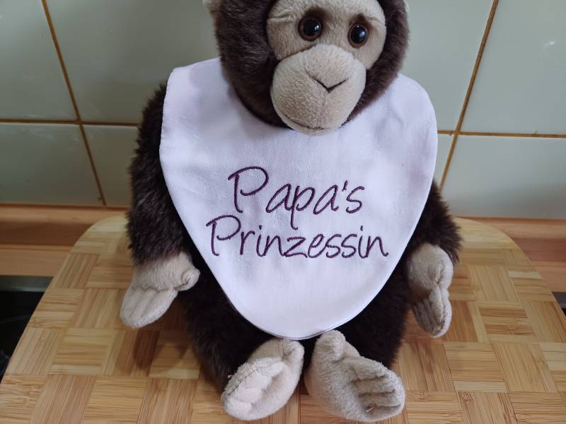 Besticktes Sabberlätzchen/Halstuch Für Babys "Papas Prinzessin" - Rosa Upcycling Unikat Handarbeit #9 von Etsy - UpcyclingbyPaMue