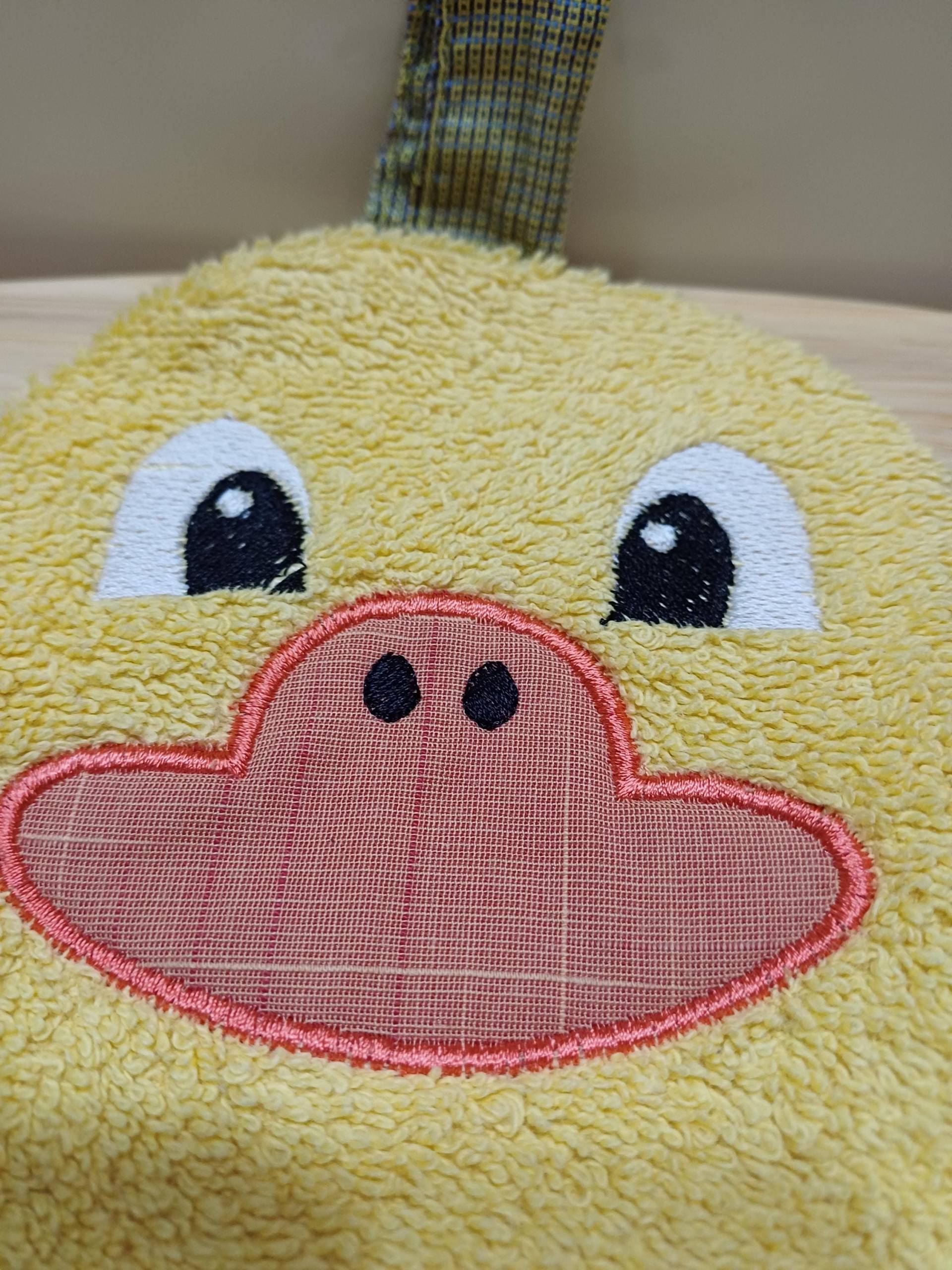 Kinder-Waschlappen Ente Gelb - Upcycling Unikat Handarbeit #345 Kinder-Waschlappen Ente Gelb - Upcycling Unikat Handarbeit #345 von Etsy - UpcyclingbyPaMue