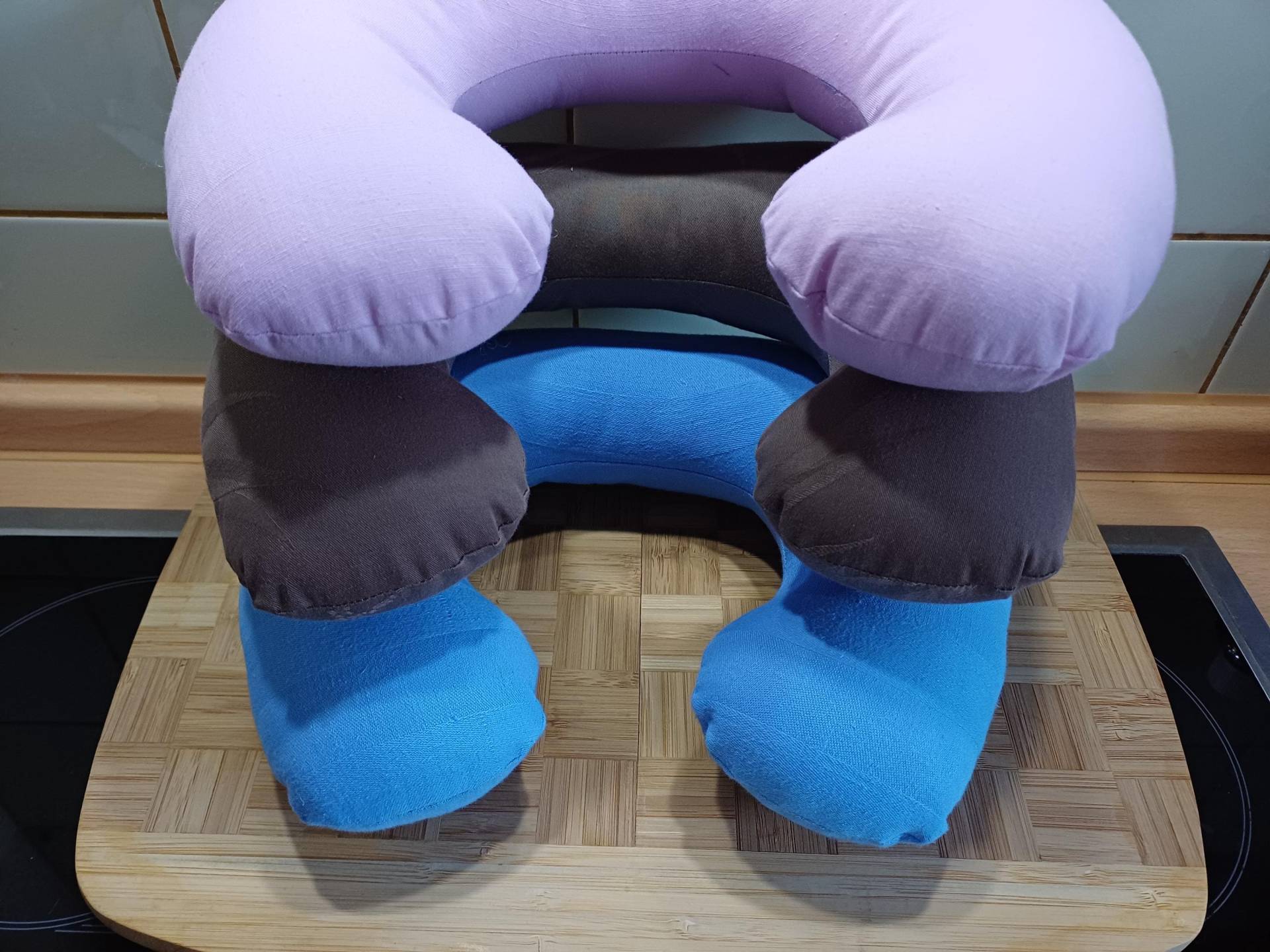 Nackenkissen - Grün/Rosa/Blau Unikat Upcycling #654 Nackenkissen - Grün/Rosa/Blau Unikat Upcycling #654 von Etsy - UpcyclingbyPaMue