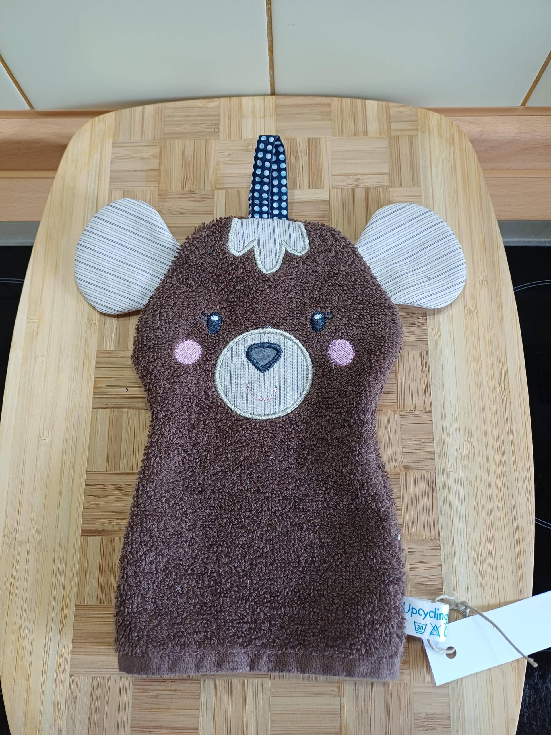 Tier-Waschlappen Maus Braun - Upcycling Unikat Handarbeit #455 Tier-Waschlappen Maus Braun - Upcycling Unikat Handarbeit #455 von Etsy - UpcyclingbyPaMue