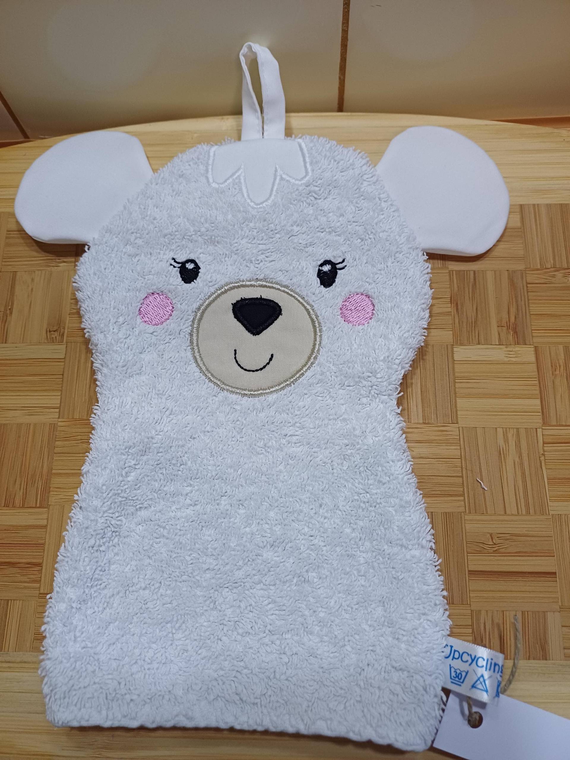 Tier-Waschlappen Maus Weiß - Upcycling Unikat Handarbeit #495 Tier-Waschlappen Maus Weiß - Upcycling Unikat Handarbeit #495 von Etsy - UpcyclingbyPaMue