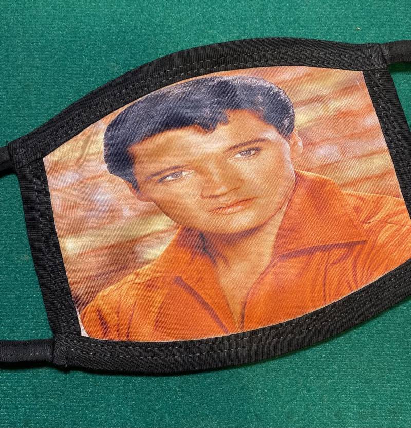 Rock & Roll Elvis Presley Orange Shirt Gesichtsmaske Wiederverwendbar Waschbar Doppellagig von Etsy - UptownCustomMask