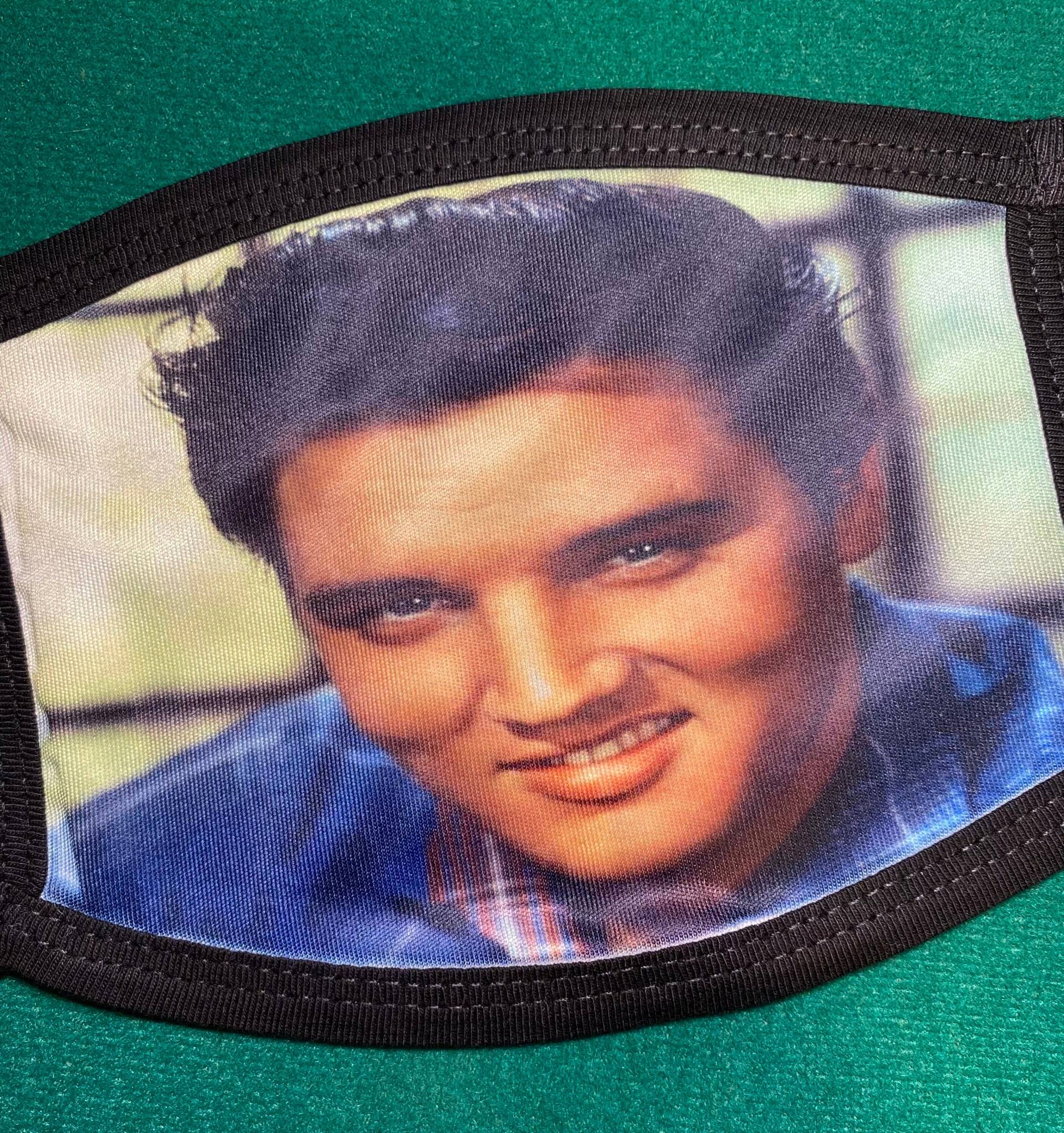 Rock & Roll Lächelnde Elvis Presley Gesichtsmaske Wiederverwendbare Waschbare Doppelschicht von Etsy - UptownCustomMask