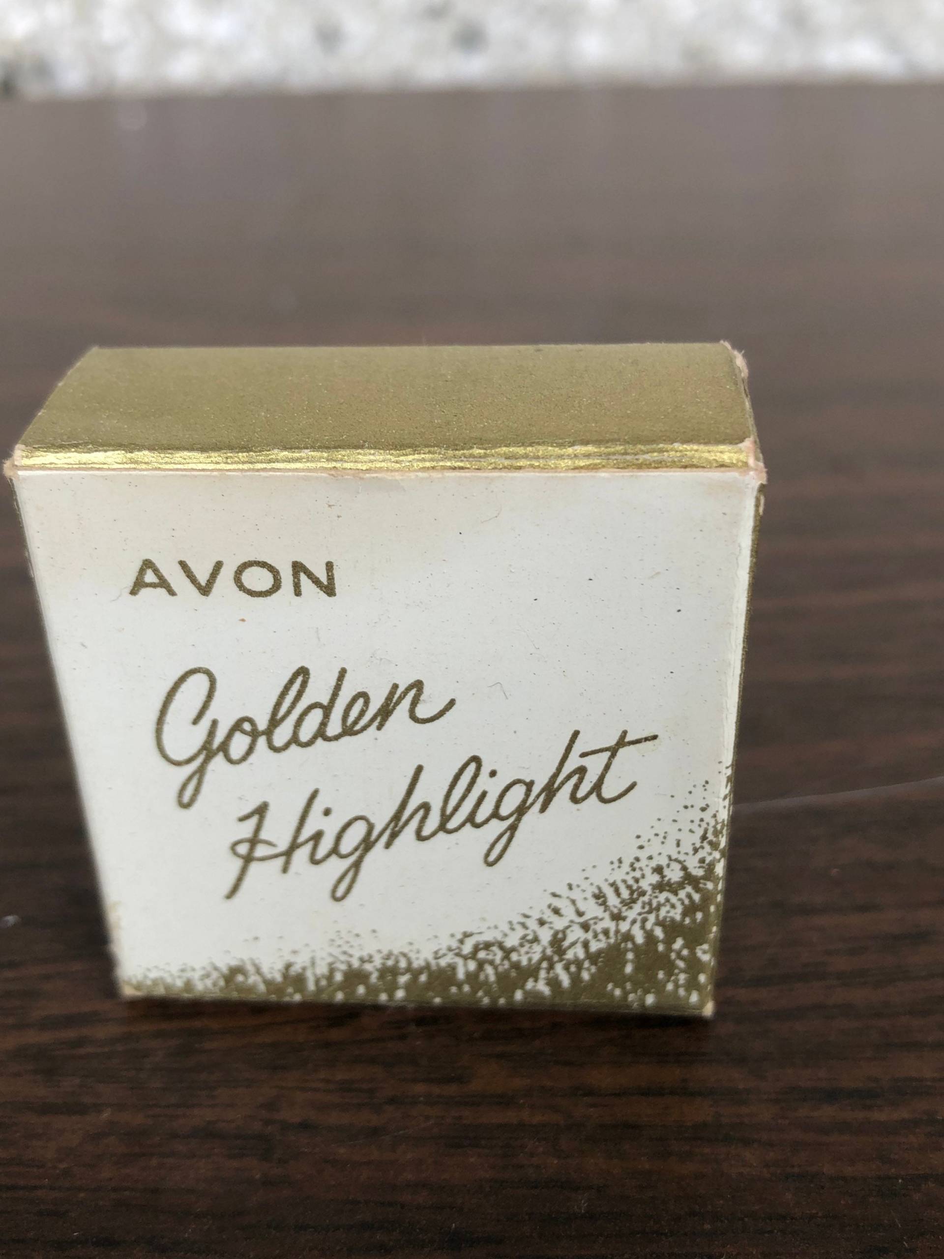 Avon Goldenes Highlight Vintage Creme von Etsy - VickysVintageVenue