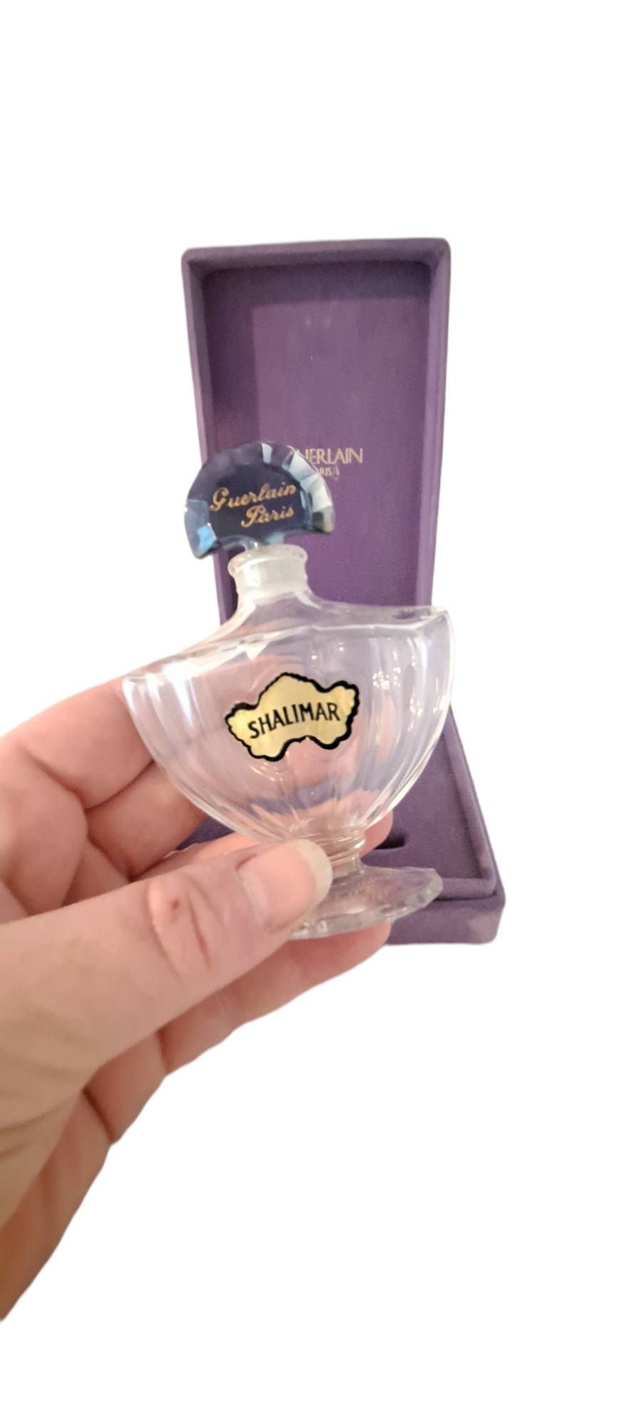 Vintage Guerlain Paris Shalimar Baccarat Parfümflasche in Originalverpackung von Etsy - VintageMinks