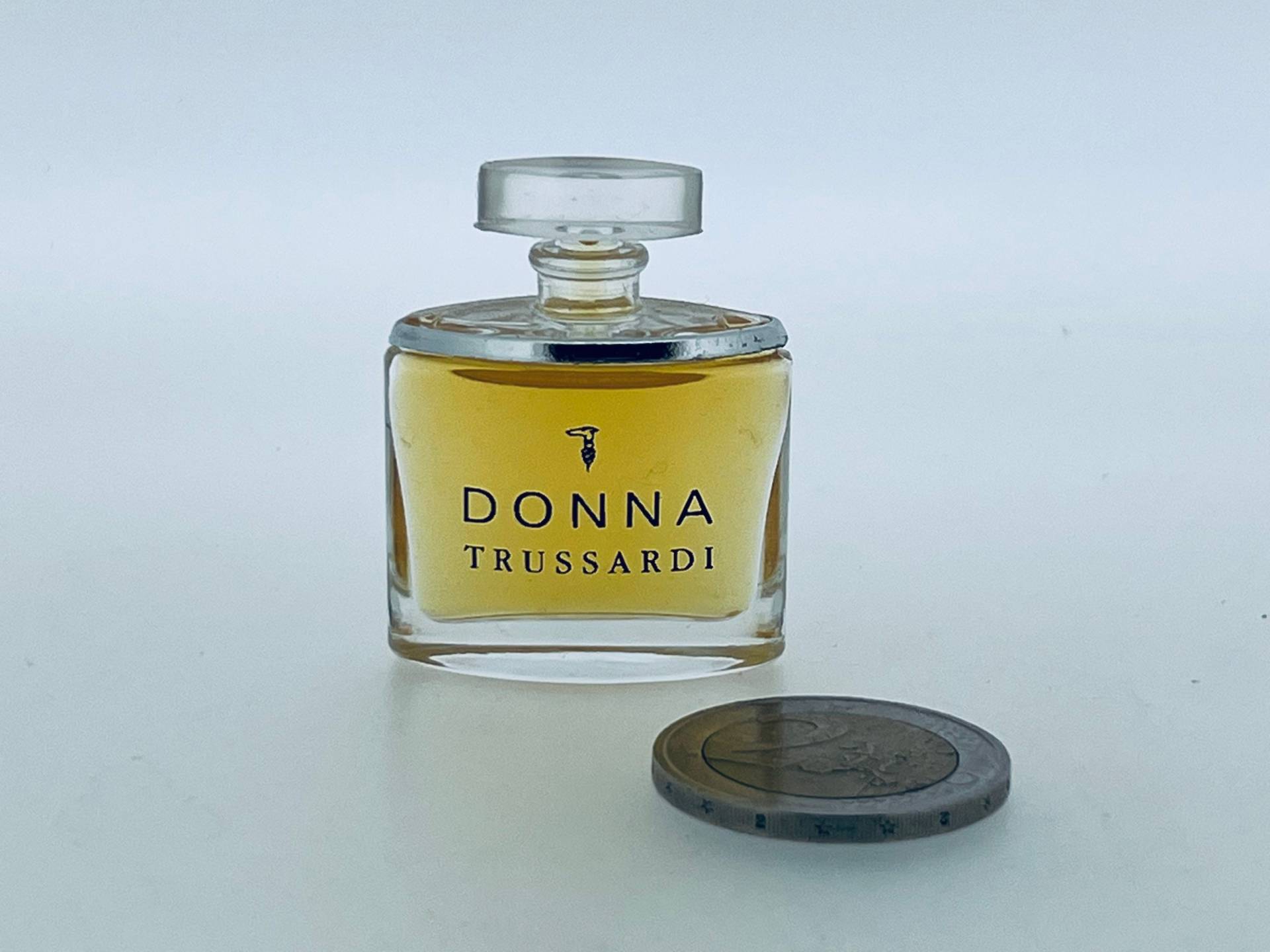 Vintage, Donna Trussardi, Trussardi 1994 Eau De Toilette Miniatur 4 Ml von Etsy - VintagePerfumeShop