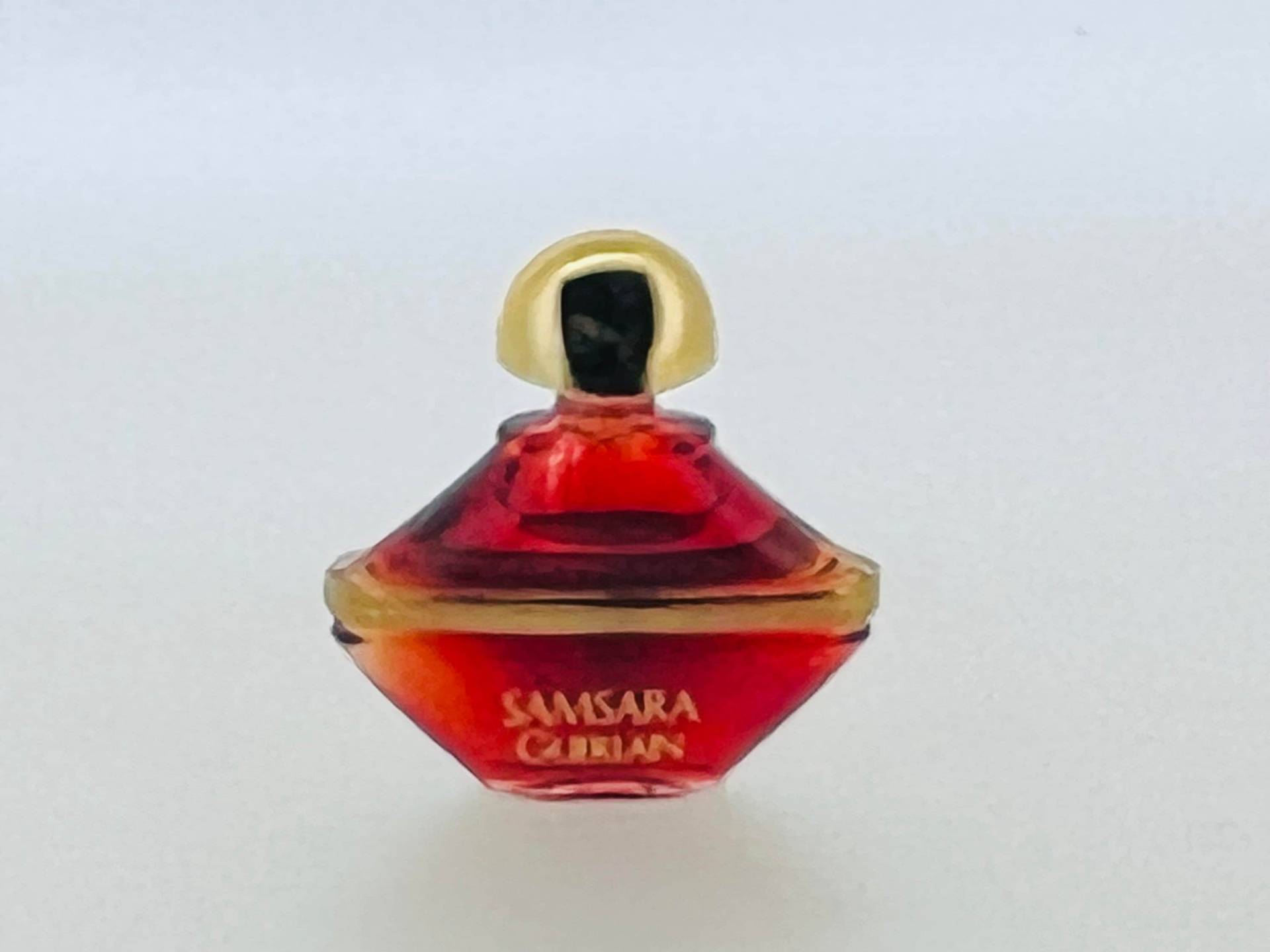 Vintage Miniatur Parfum Samsara Guerlain 1991 Parfum 2 Ml Vintage Miniatur Parfum Samsara Guerlain 1991 Parfum 2 Ml von Etsy - VintagePerfumeShop