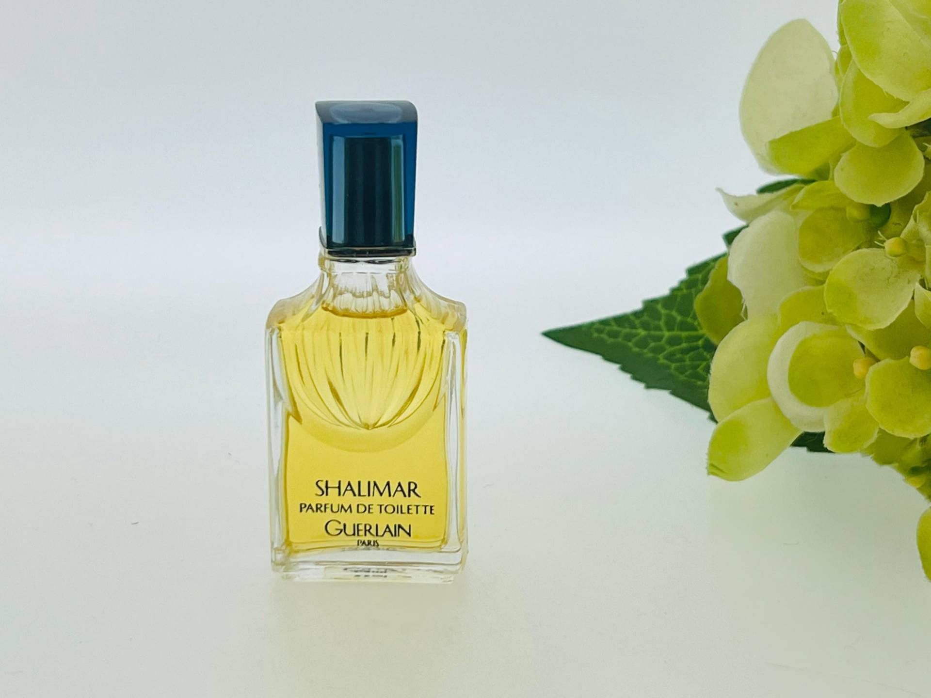 Vintage Miniatur Shalimar Guerlain Parfum De Toilette 7, 5Ml von Etsy - VintagePerfumeShop