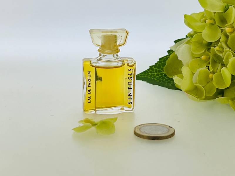 Vintage Sintesis 1992 Eau De Parfum von Etsy - VintagePerfumeShop