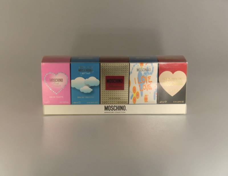 Moschino Miniature Collection Light Clouds Glamour Günstige Und Schick I Love Rosa Blumenstrauß von Etsy - VintageRetroEu