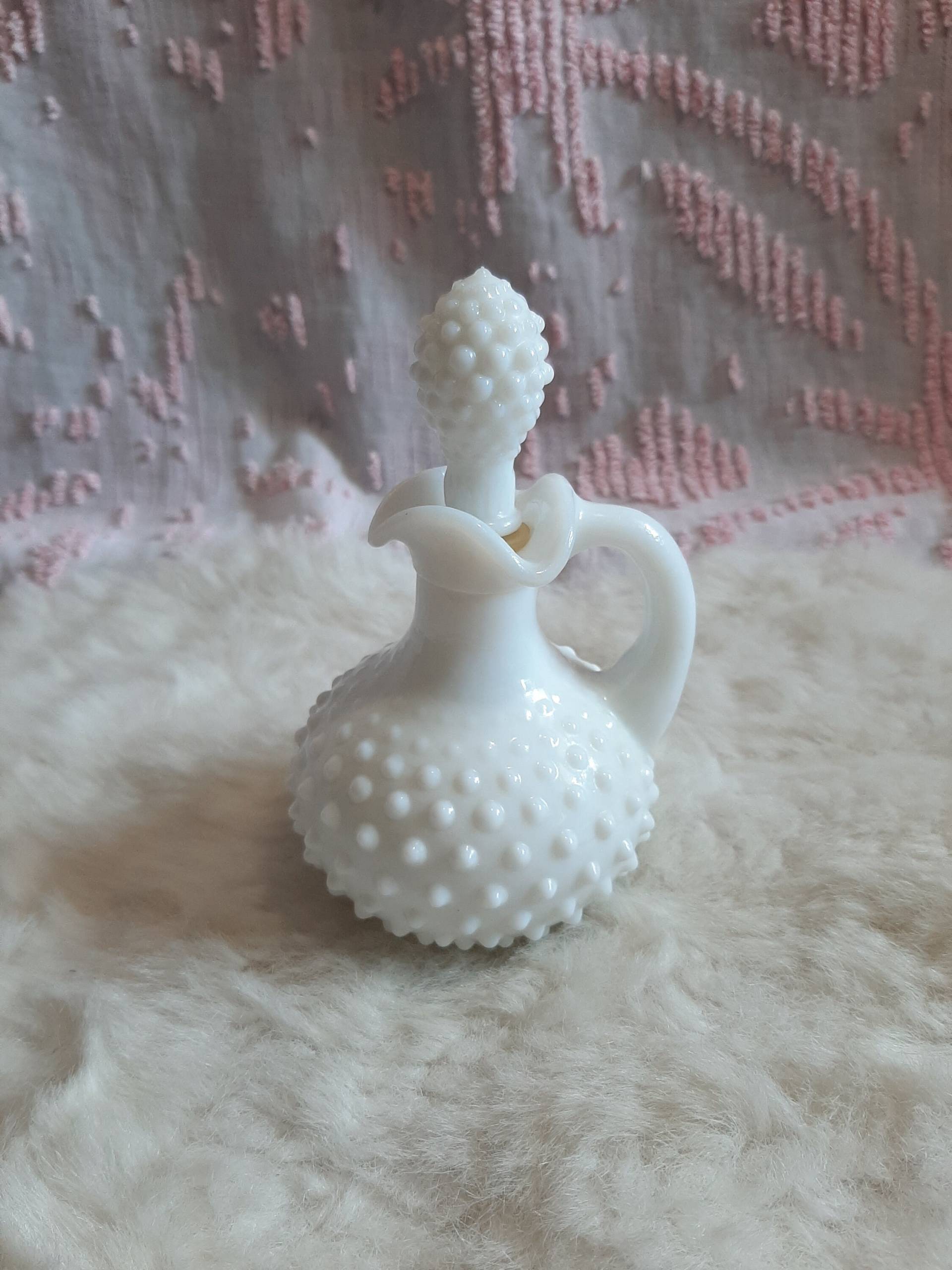 Vintage Avon Milchglas Hobnail Parfümflasche Mit 5, 5 "Hoch von Etsy - VintageRomanticCo