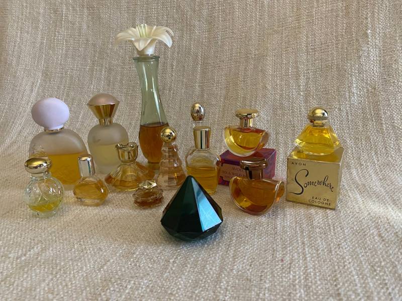 Bottles Set-17 Avon Empty Perfume Bottles, Collection Set von Etsy - VintageStyleShopDE