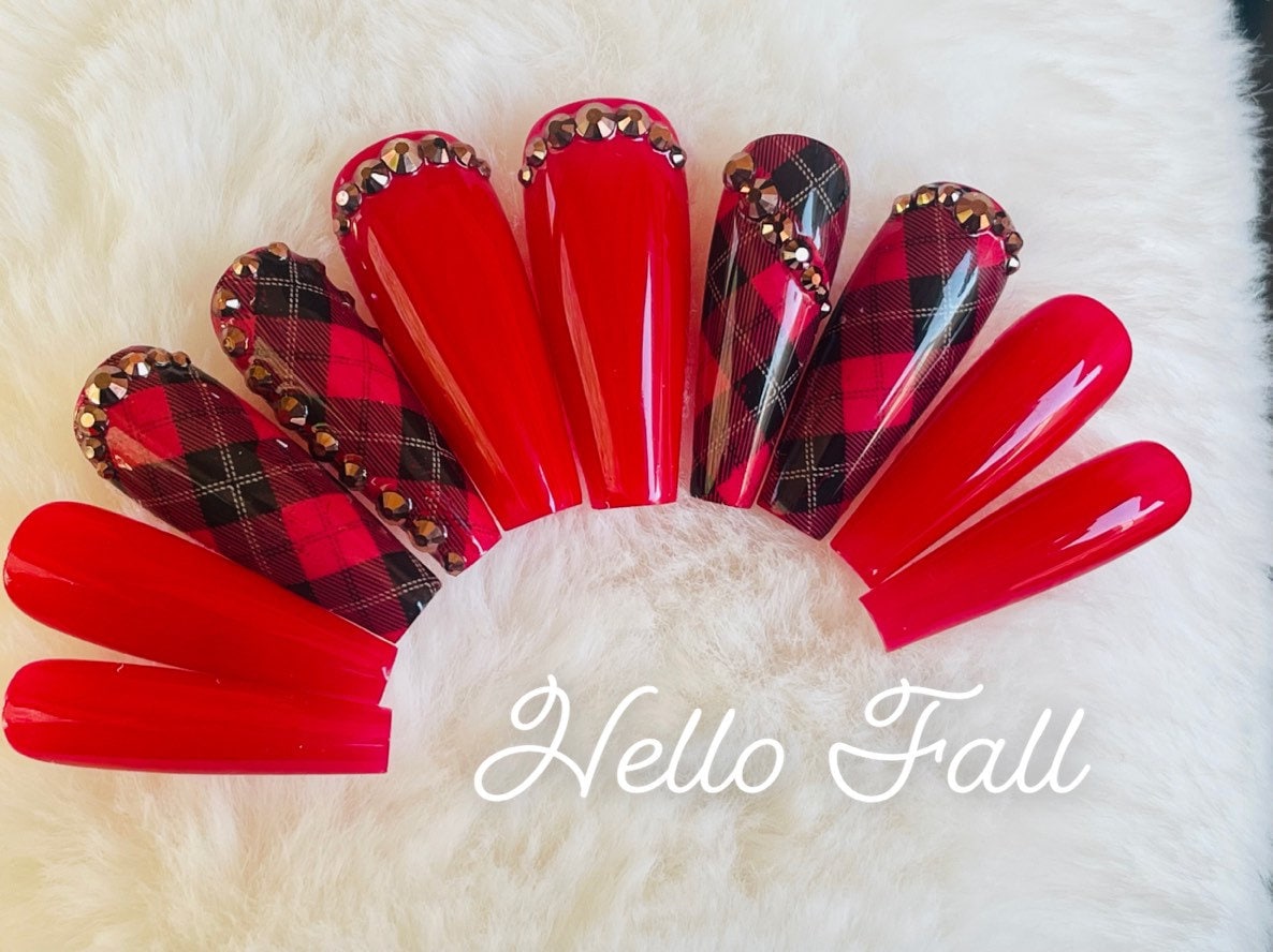 Rote Flanellnägel/Herbst/Winternägel von Etsy - VivsnailsByVivian