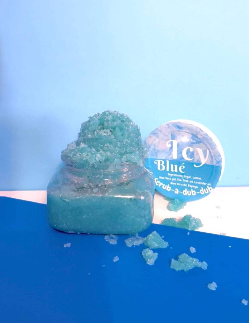 Eisblauer Scrub von Etsy - WaxyAesthetics