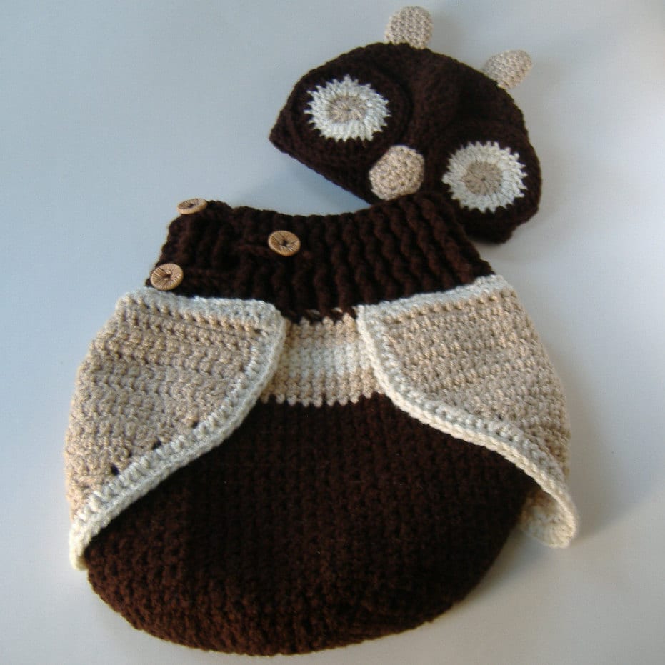 Gehäkeltes Eulen Cocoon Set, Holzig Dunkelbrauner Schlafsack, Baby Foto Requisite Gehäkeltes Eulen Cocoon Set, Holzig Dunkelbrauner Schlafsack, Baby Foto Requisite von Etsy - WildBeanSprouts