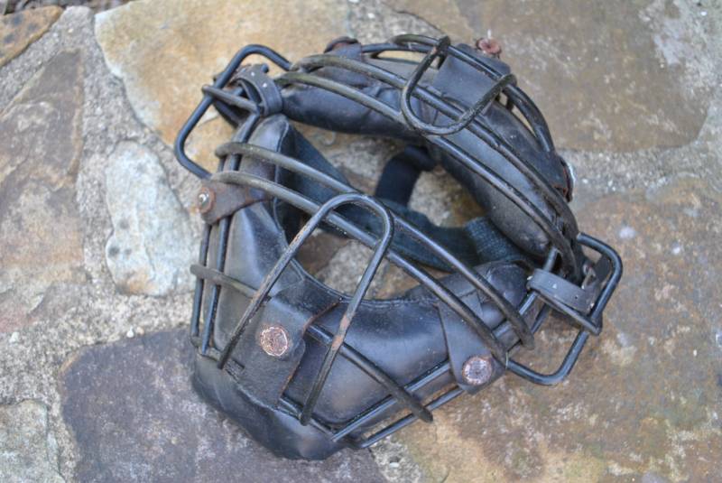 Vintage Baseball Catcher Umpire Mask Face Game Sport Memorabilia Display Kopfschutz von Etsy - WinterFinds