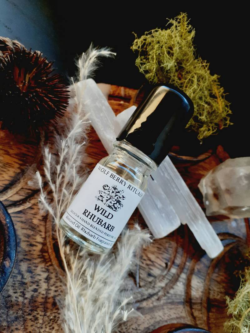 Wilder Rhabarber, 5 Ml Parfümöl | Roll-On-Flasche Süßer Gekochter Zucker Beauty in Reisegröße Fae-Düfte Fruchtige Aromen Beauty-Geschenke von Etsy - WolfBerryRituals