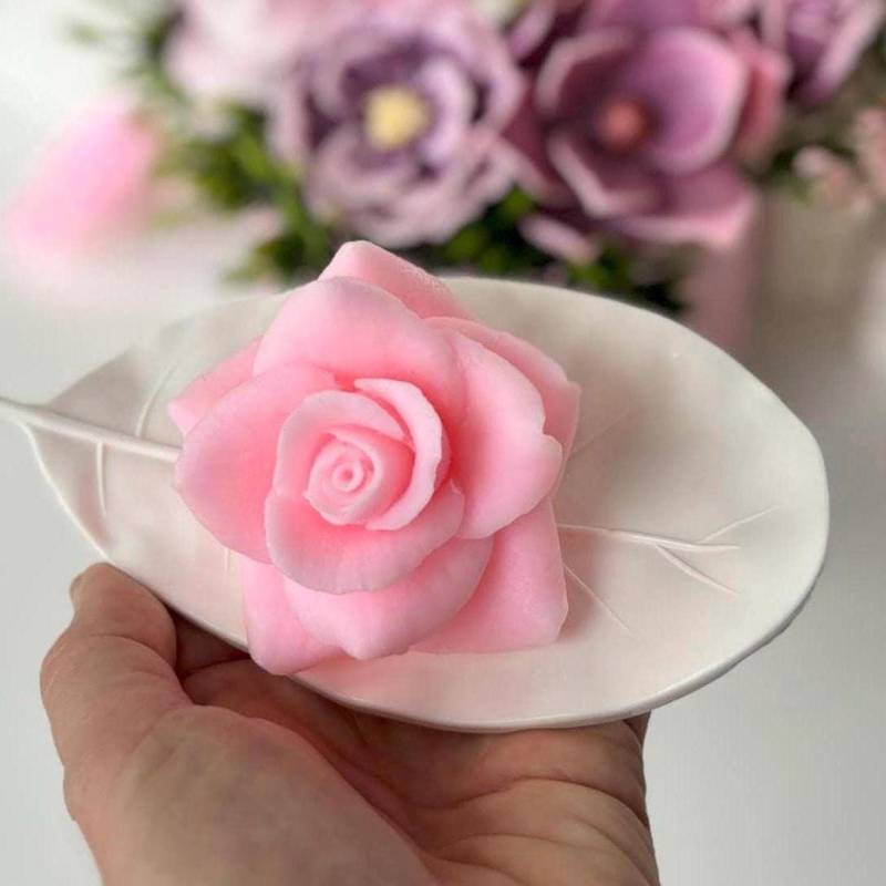 Elegantes Gastgeschenk - Duftende Rose Aus Naturseife von Etsy - WunderBlumenBoutique