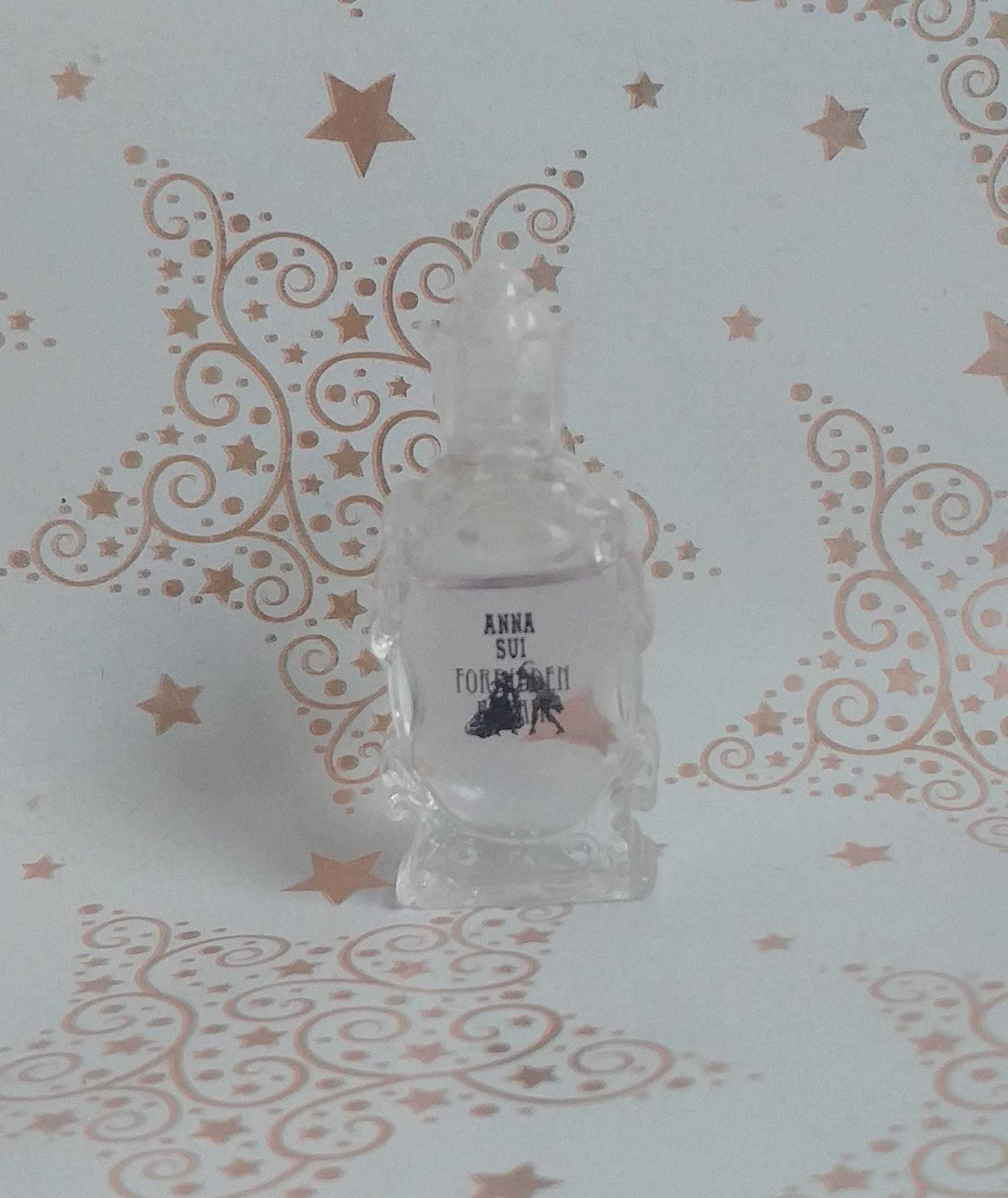 Miniatur Forbidden Affair Von Anna Sui, 4 Ml Eau De Toilette Miniatur Forbidden Affair Von Anna Sui, 4 Ml Eau De Toilette von Etsy - Xoxiane