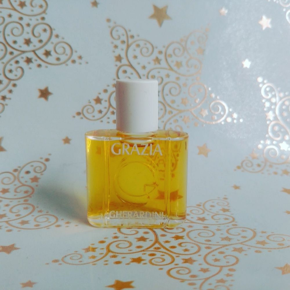 Miniatur Grazia Von Gherardini, 6 Ml Eau De Toilette 1986 Miniatur Grazia Von Gherardini, 6 Ml Eau De Toilette 1986 von Etsy - Xoxiane