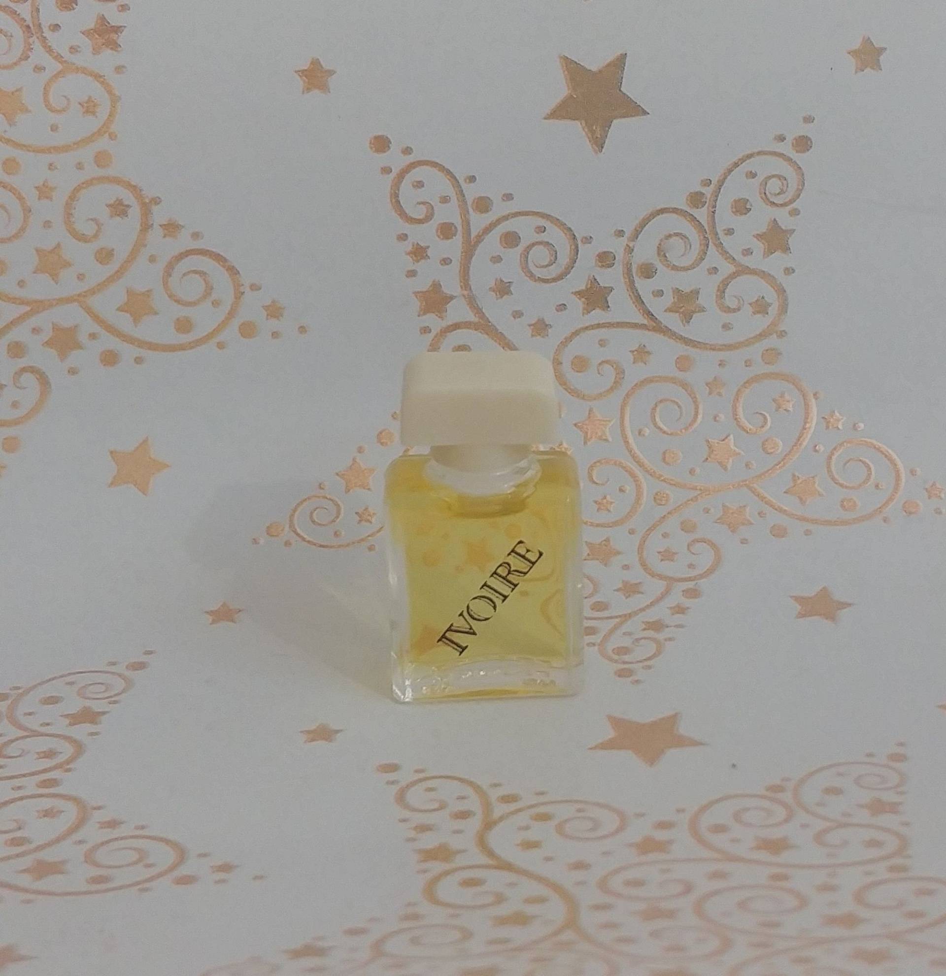 Miniatur Ivoire Von Pierre Balmain, 2 Ml Reines Parfum, 1980 von Etsy - Xoxiane