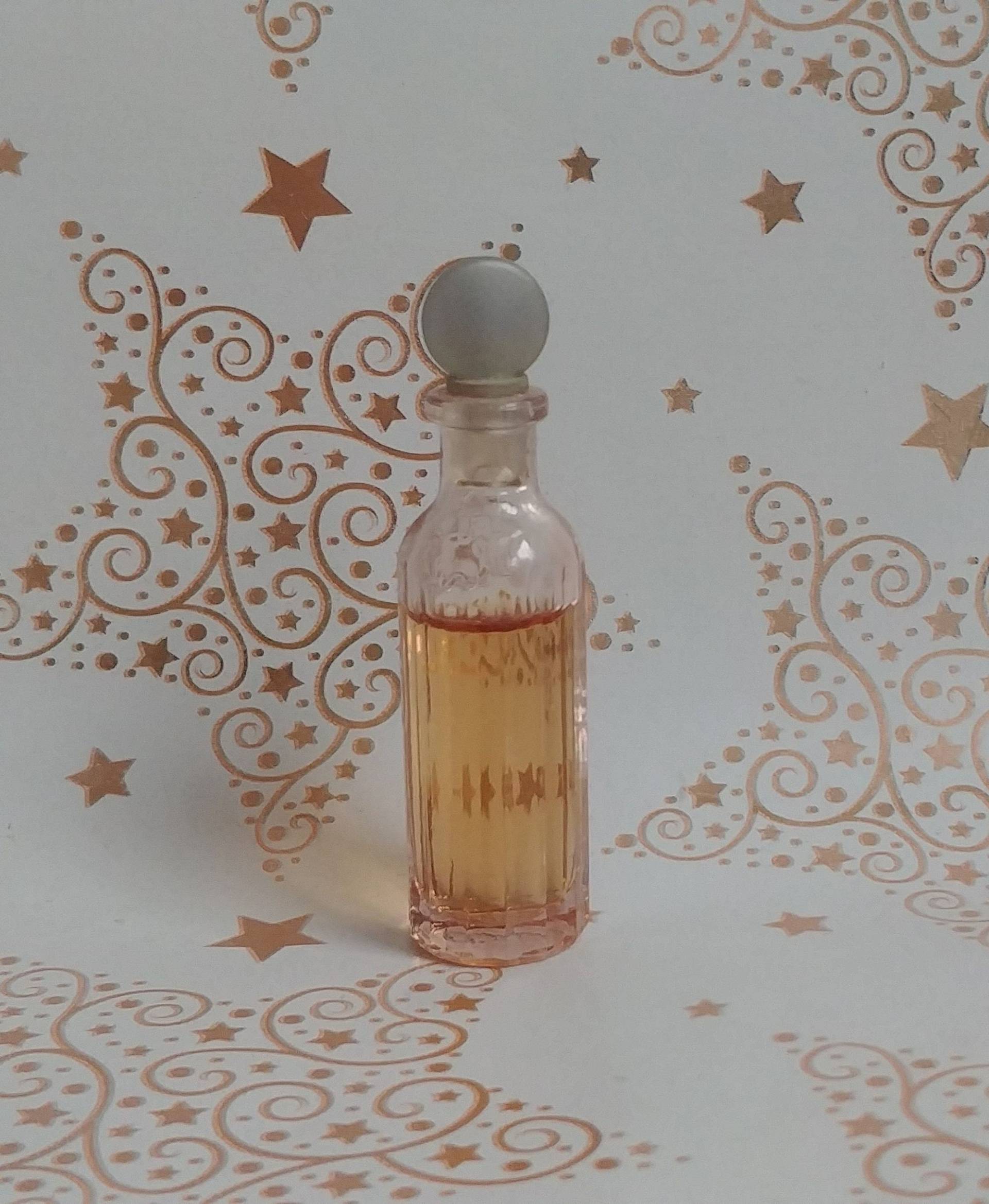 Miniatur Ocean Dream Von Giorgio Beverly Hills, 3, 5Ml Reines Parfum, 1996 Miniatur Ocean Dream Von Giorgio Beverly Hills, 3, 5Ml Reines Parfum, 1996 von Etsy - Xoxiane