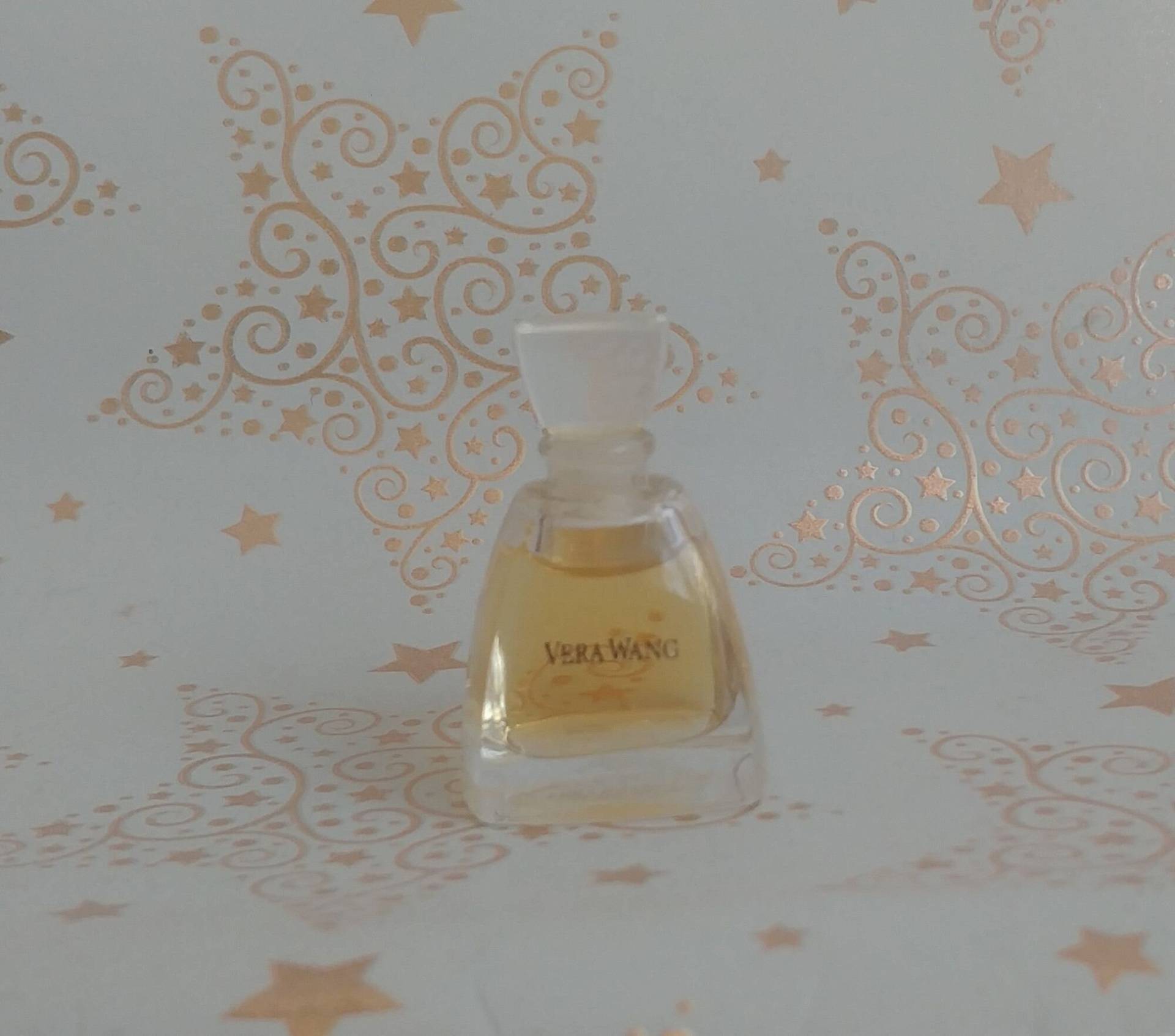Miniatur Vera Wang Von Wang, Reines Parfum 4 Ml, 2002 Miniatur Vera Wang Von Wang, Reines Parfum 4 Ml, 2002 von Etsy - Xoxiane
