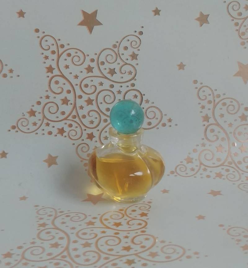 Miniatur Wings Von Giorgio Beverly Hills, 3, 5 Ml Reines Parfum 1992 von Etsy - Xoxiane