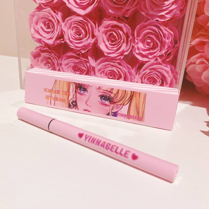 Anime Girl Kawaii Wasserfester Klebender Eyeliner von Etsy - Yinnabelle