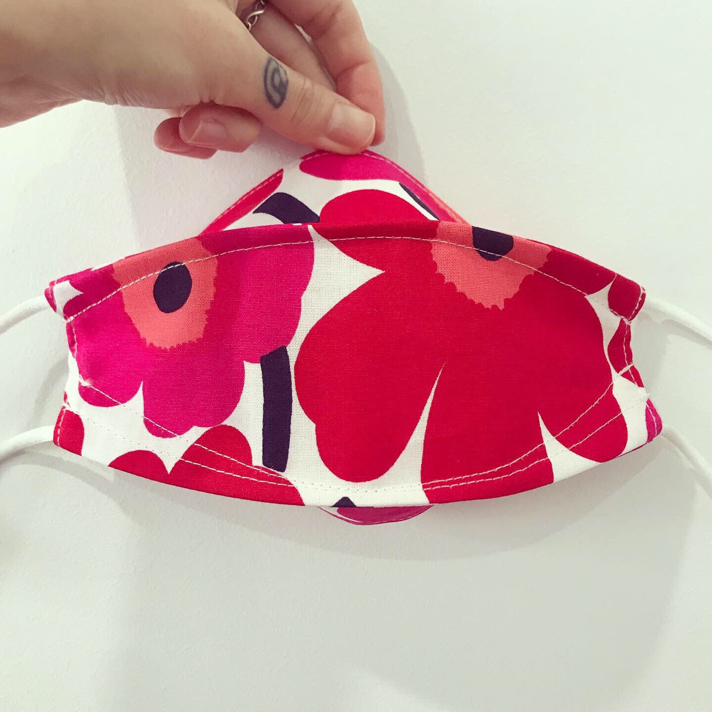 Marimekko Gesichtsmaske von Etsy - YouniqueByMoon