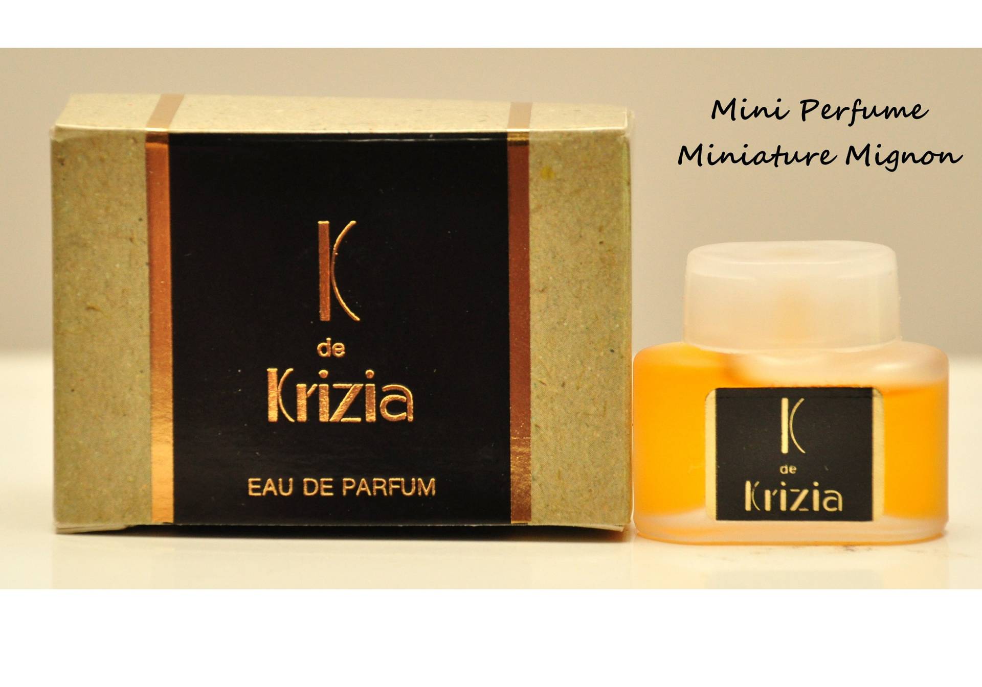 Krizia K De Eau Parfum Edp 4 Ml Miniatur Splash Non Spray Damenparfüm Sehr Selten Vintage 1982 von Etsy - YourVintagePerfume