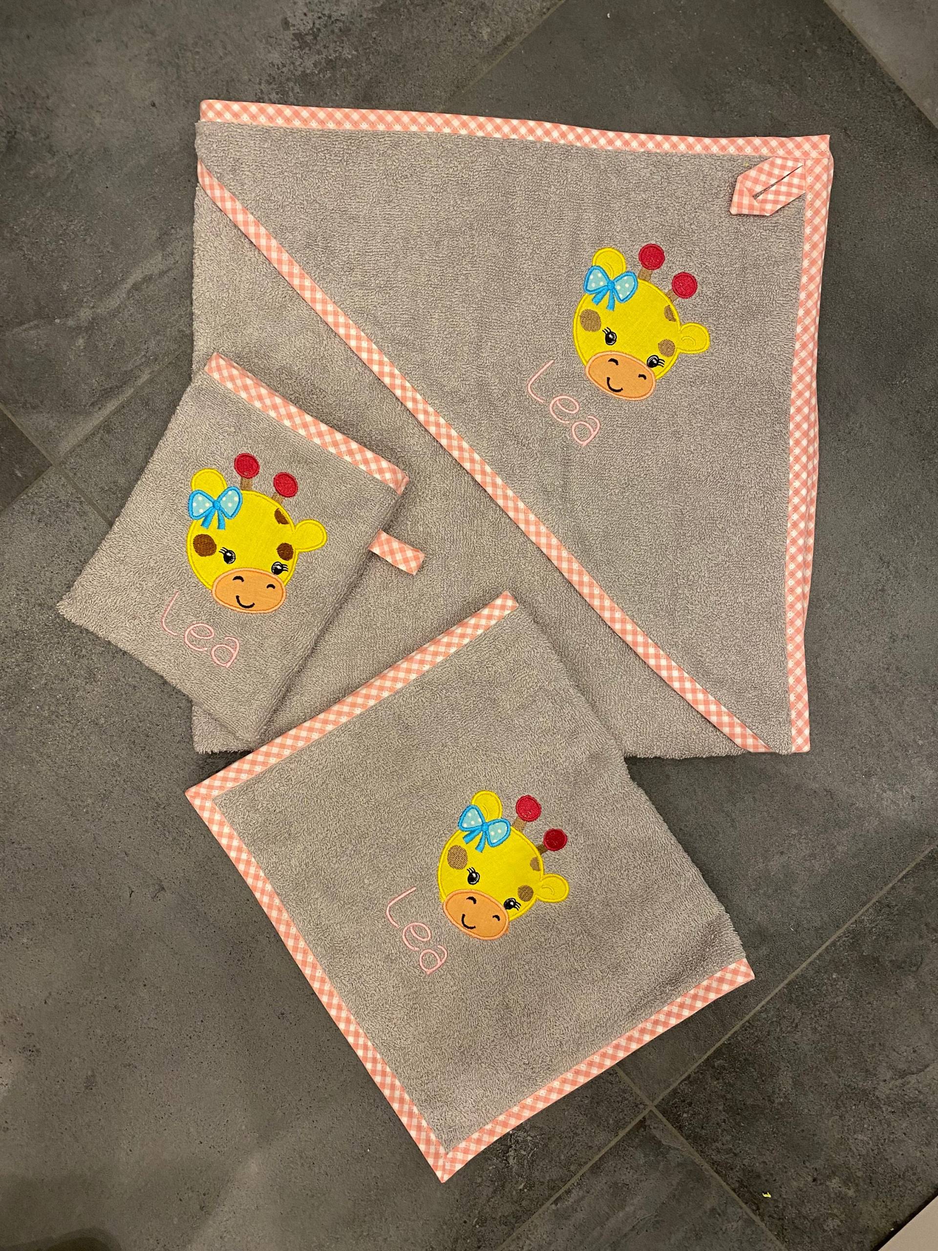 Set 3 Kapuzenbadetuch+Kl. Handtuch+Waschlappen Set 3 Kapuzenbadetuch+Kl. Handtuch+Waschlappen von Etsy - ZaubersternDesign