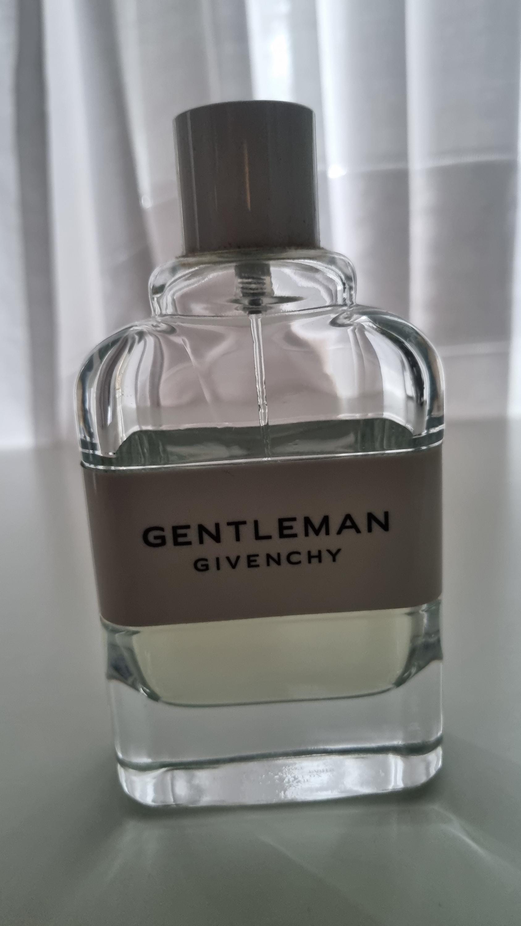 Givenchy Gentleman Cologne Eau De Toilette 100Ml | Restinhalt Ca. 1/3 von Etsy - aam0604