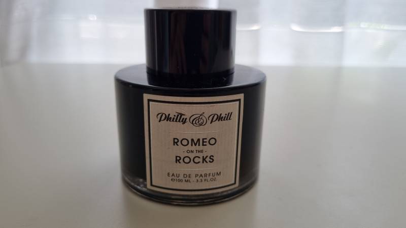 Philly & Phill Romeo On The Rocks Eau De Parfum 100Ml von Etsy - aam0604