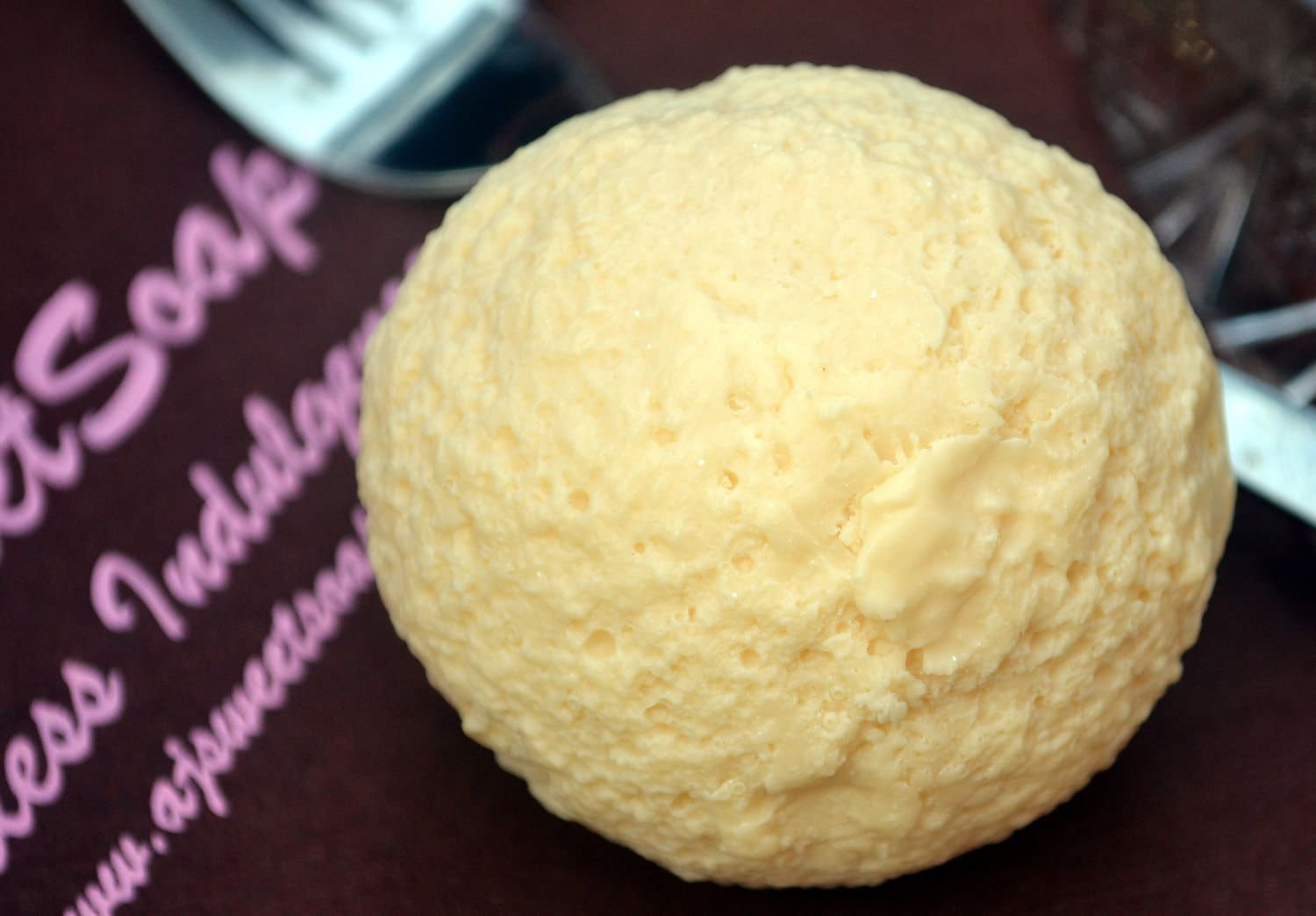 Matzo Ball Seife - Speiseseife Pessach Neuheitsseife Jüdisch Matzo Ball Seife - Speiseseife Pessach Neuheitsseife Jüdisch von Etsy - ajsweetsoap