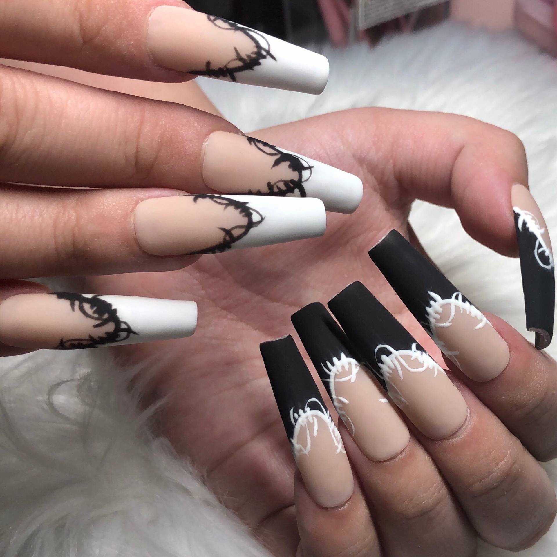 Langer Sarg Black & White Stacheldraht Matt Lange Goth/Emo Press On Nails - Halloween Kostüm 2024 Vogelscheuche von Etsy - anjsnails