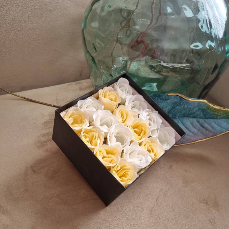 16 Rosa Dekorative Seife Duftende Bad Blume Blumenstrauß Goldene Geschenkbox Für Geburtstag Hochzeit Valentinstag Muttertag von Etsy - atelierdesafia