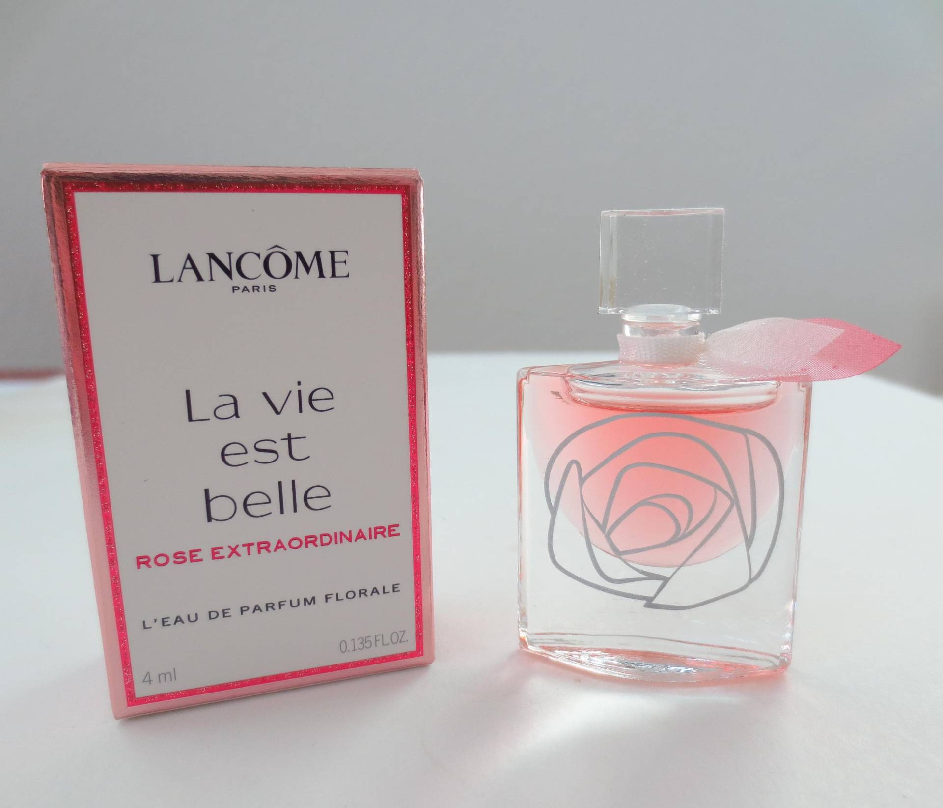 Miniaturkollektion 2024 Lancome La Vie Est Belle Rose Extraordinaire Florales Eau De Parfum 4 Ml - Mini-Flasche 0, 14 Oz von Etsy - austrianneAT